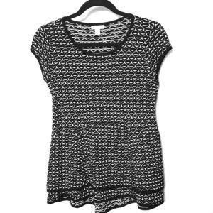 Pea in the pod black and white shirt